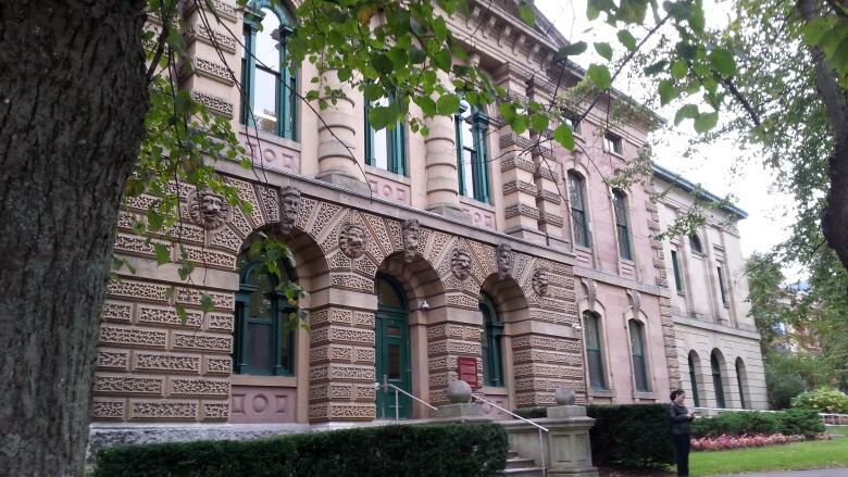 An large stone building that serves as a courthouse in Halifax, Nova Scotia.