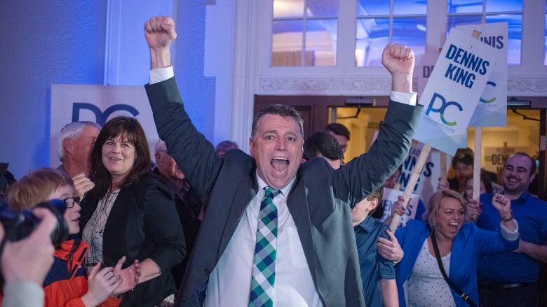 Dennis King reacts on the night his Progressive Conservatives won the 2019 P.E.I. election.