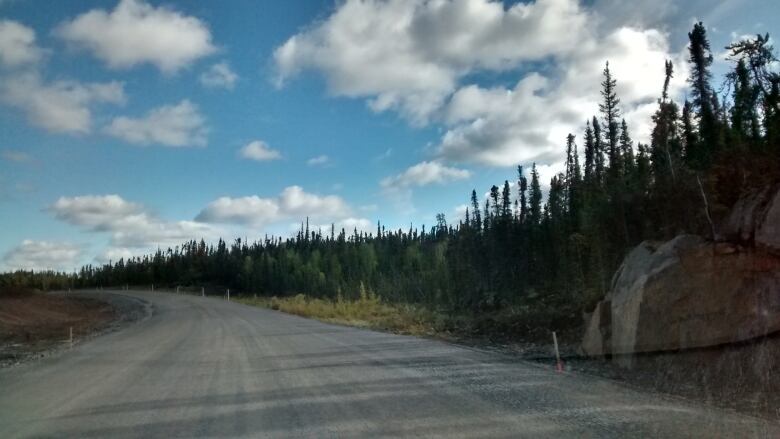 Picture of road on Ingraham Trail