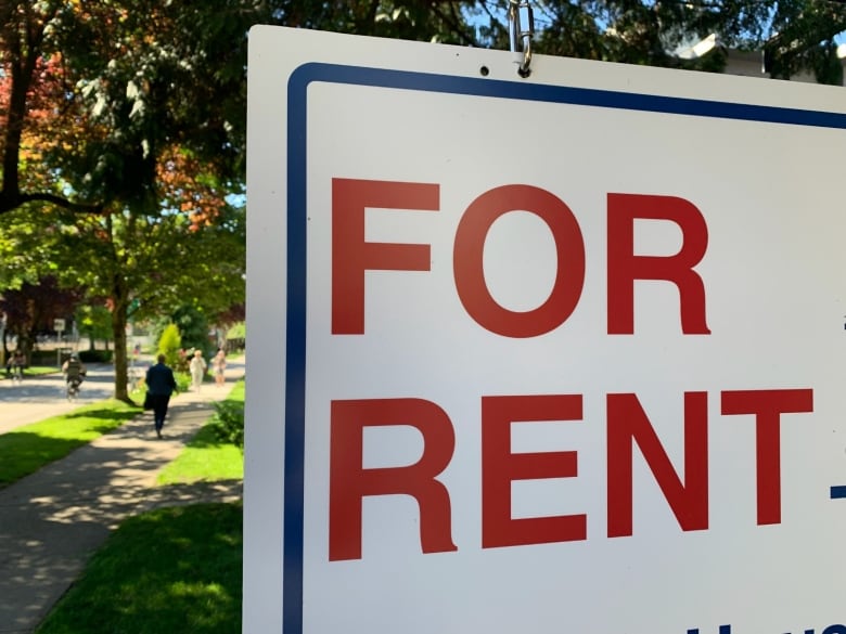 A for-rent sign.