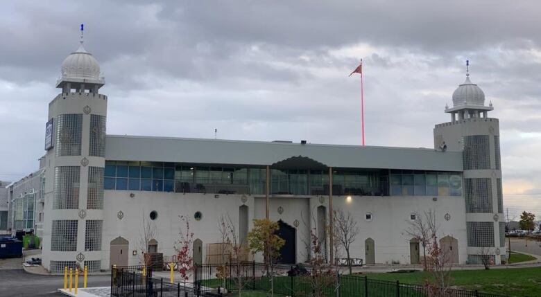 Ontario Khalsa Darbar, a Sikh gurdwara that many Brampton residents visit often, is hosting Bandi Chhor Divas celebrations on Thursday, with a dedicated team of volunteers to check for proof of vaccination.