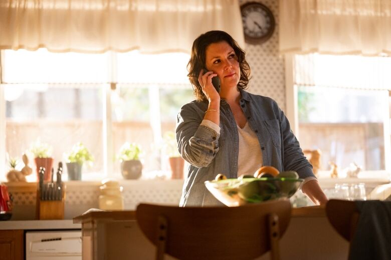 Melanie Lynskey plays the adult version of Shauna in Yellowjackets. 25 years after the plane crash, Shauna struggles to repress the traumatic memories and behaviours from her time in the wilderness.