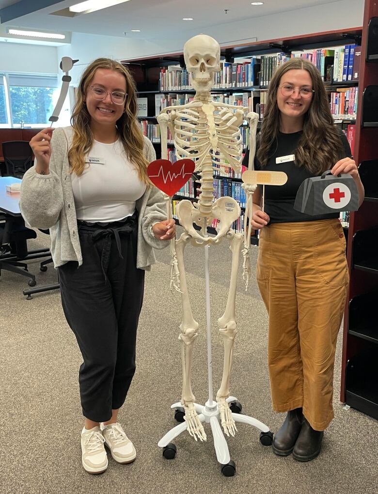 Northern Ontario School of Medicine students Brooklyn Ranta, left, and Savanah Tillberg  pose on their first day of school in Thunder Bay 