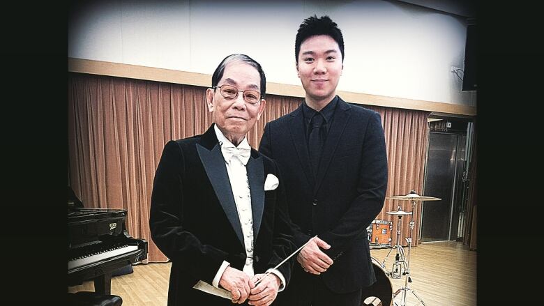 Composer Joseph Koo (left) and musician Allan Lau at Koo's farewell concert in 2015. Koo passed away on Tuesday in Vancouver. 