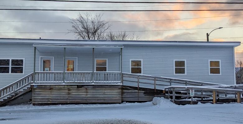 View of 33 Belmont Street.