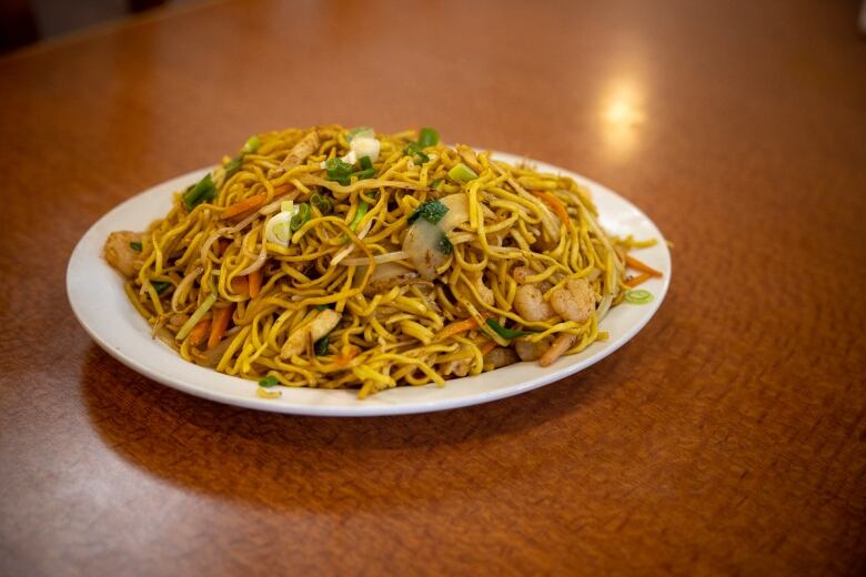 A dish of Chicken Hakka chow mein from Wong's Asian Cuisine.