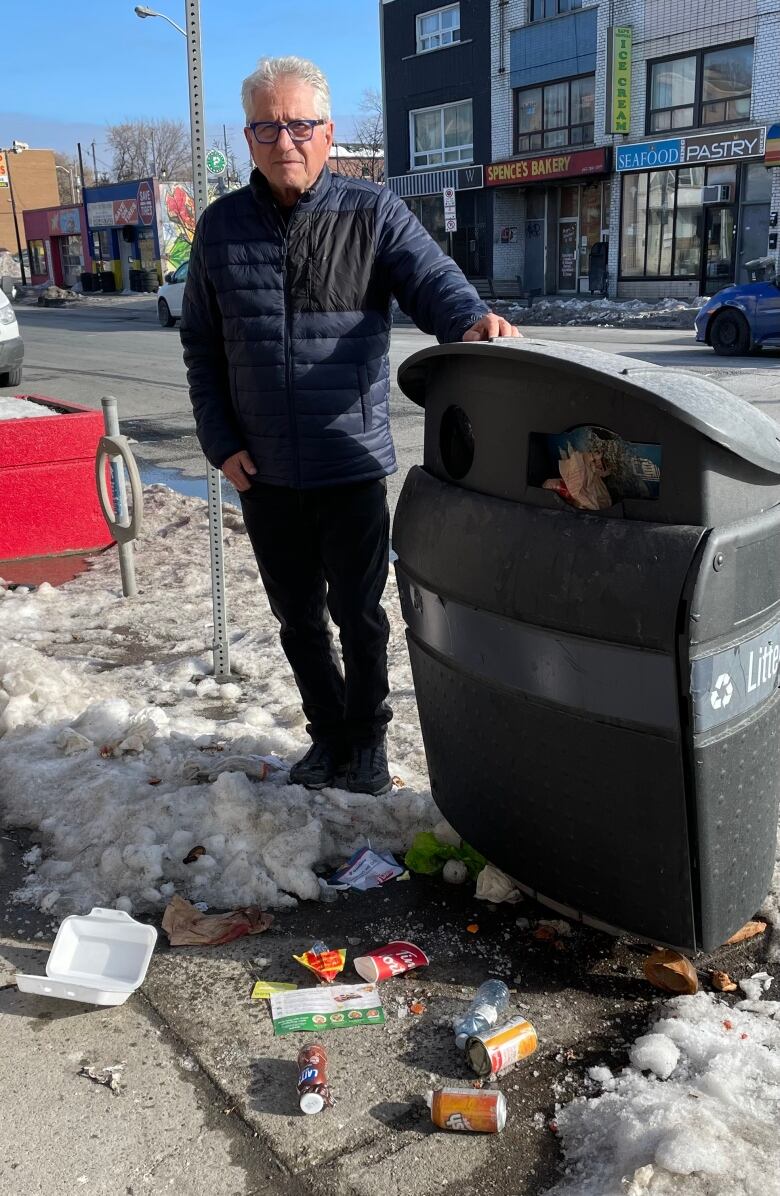 Councillor Mike Colle's motion calls on staff to look at smart, solar-powered trash bins to tackle the issue.