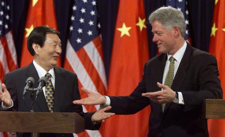 President Bill Clinton and Chinese Premier Zhu Rongji conclude their news conference at the White House April 8.