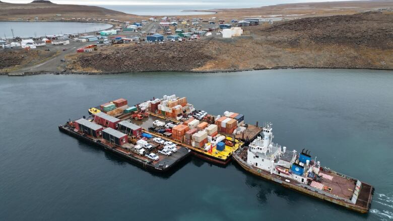 Barge with colourful goods. 