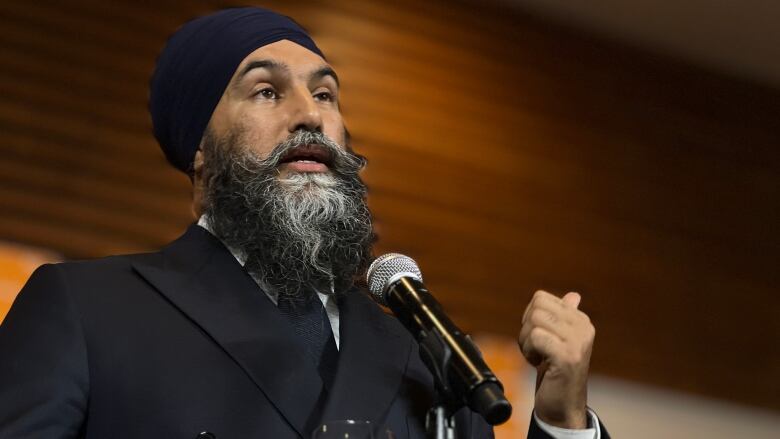 NDP Leader Jagmeet Singh's is road-testing his messaging which could feature in the next federal election campaign. (Benoit Roussel/ CBC) 