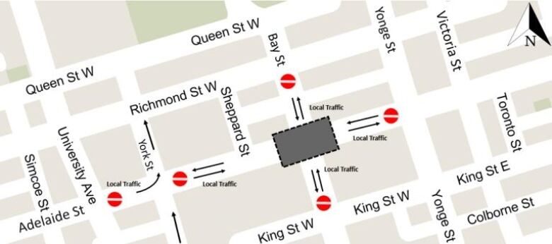 A map showing the closure of a major intersection, Adelaide Street West and Bay Street.