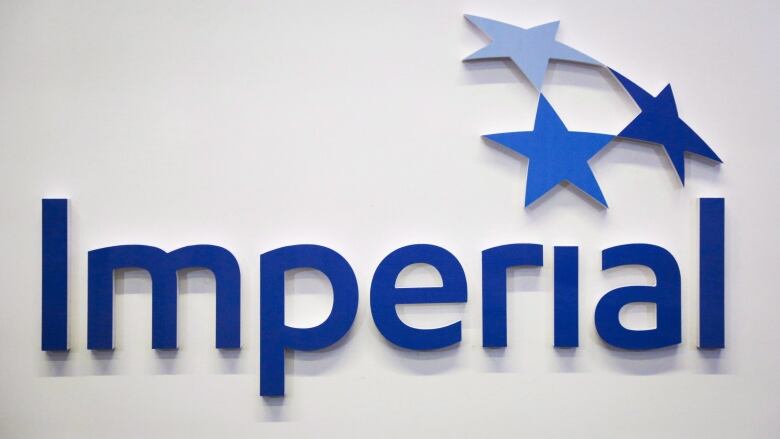 a logo that says imperial oil. 