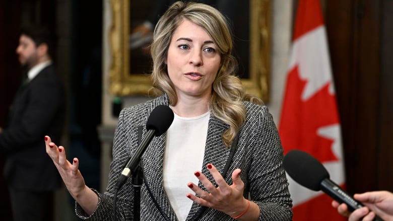 Melanie Joly