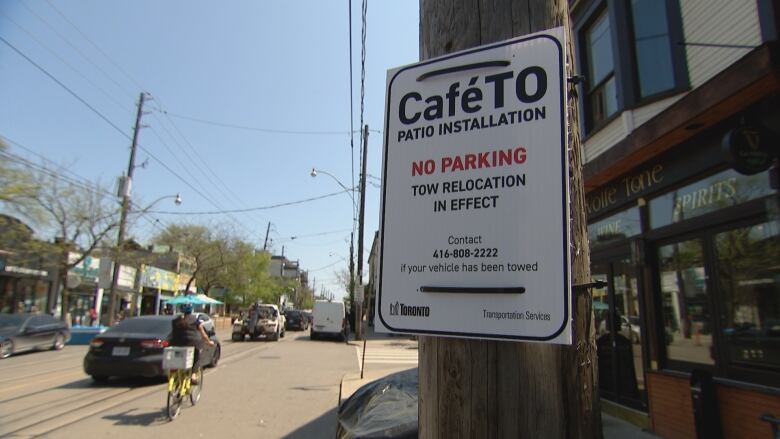 The CafTO program has more than 290 curb-lane participants this year, a number that includes 81 new and 215 returning restaurants. CafTO curb lane patios are allowed to stay open until Oct. 15.