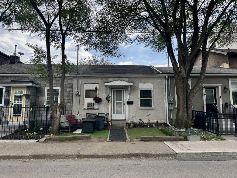 three row houses