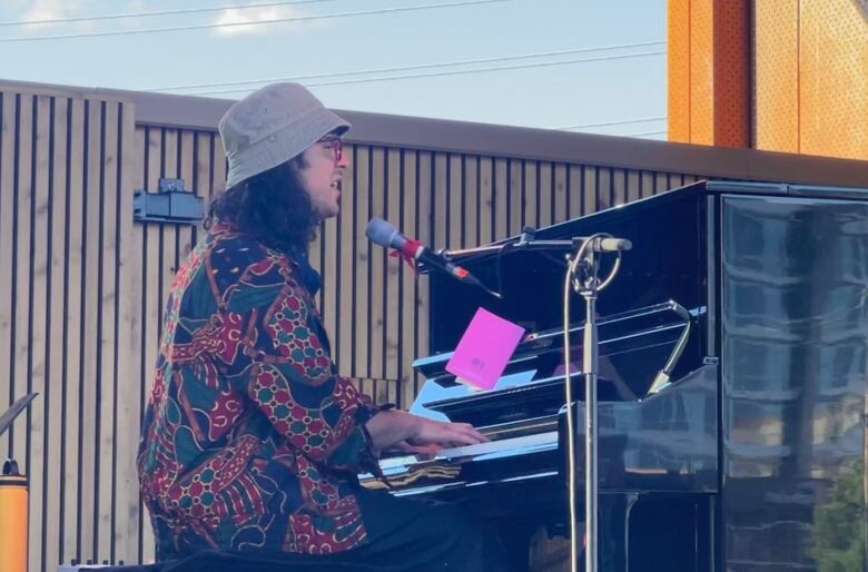 Jeremy Dutcher