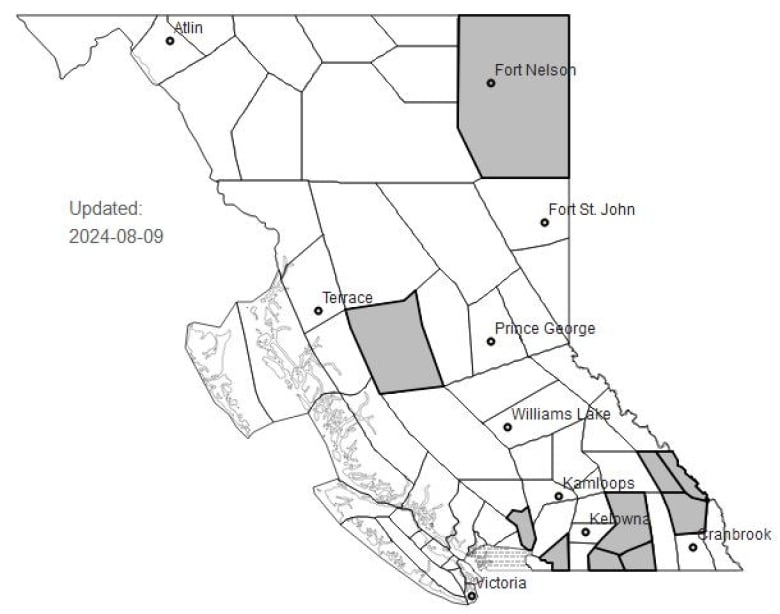 A map shows areas impacted by smoke in grey.