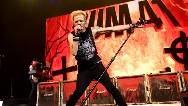 Deryck Whibley of Sum 41 performs onstage at the 2024 iHeartRadio ALTer EGO Presented by Capital One at the Honda Center on January 13, 2024 in Anaheim, California. 