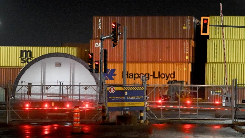 The Port of Montreal pictured with a no access sign. 